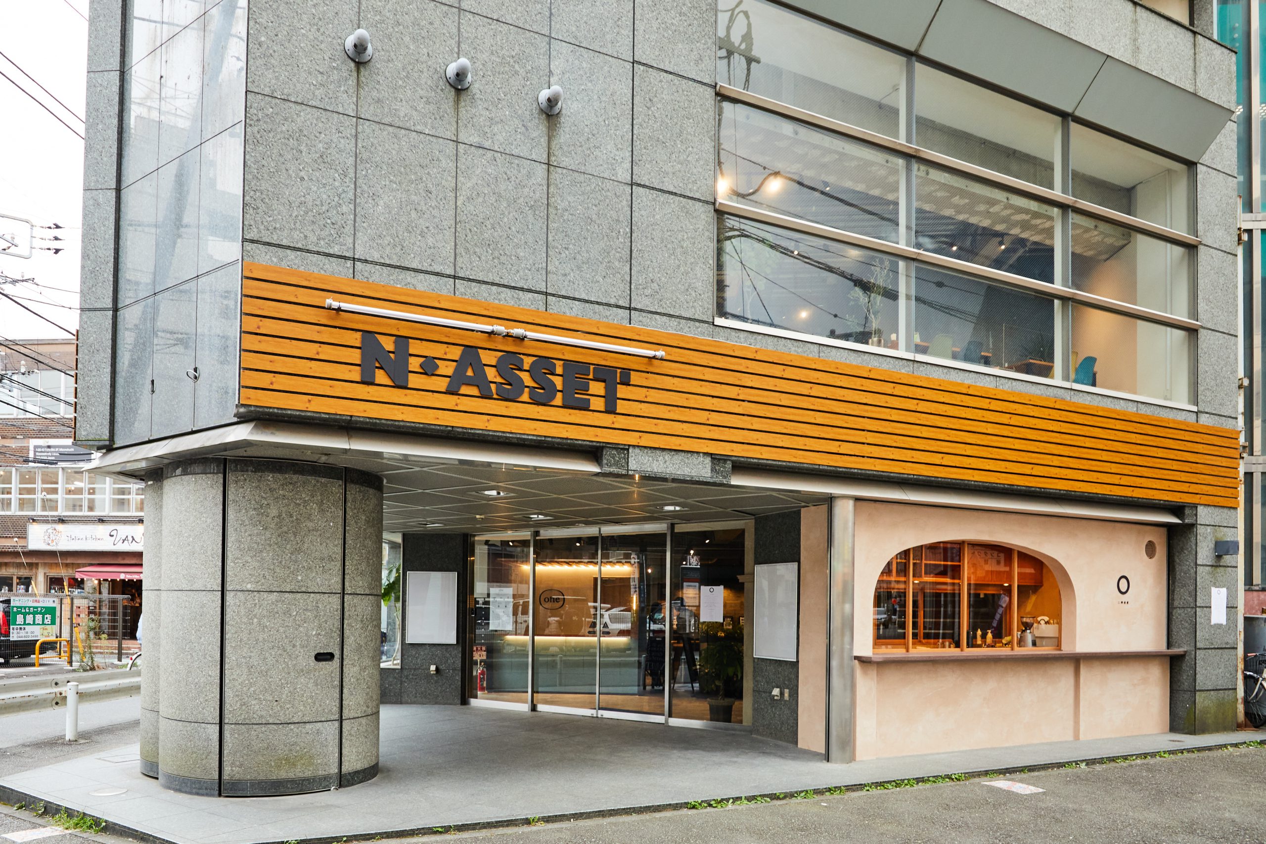 本社外観
