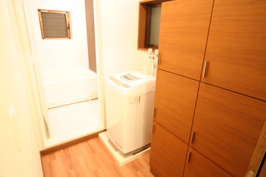 image07洗濯機の対面はバスルーム